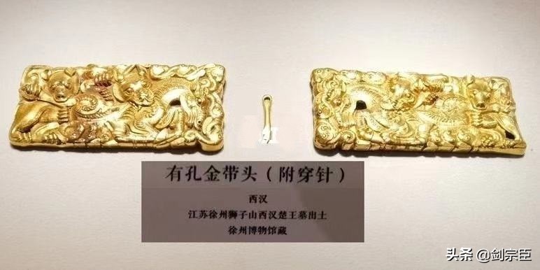 1984年，砖瓦厂工人在山上取土，一锄头下去，冒出来一个“人头”