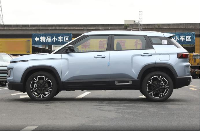 吉利icon高颜值精致紧凑型suv,吉利最新suvicon性能怎么样
