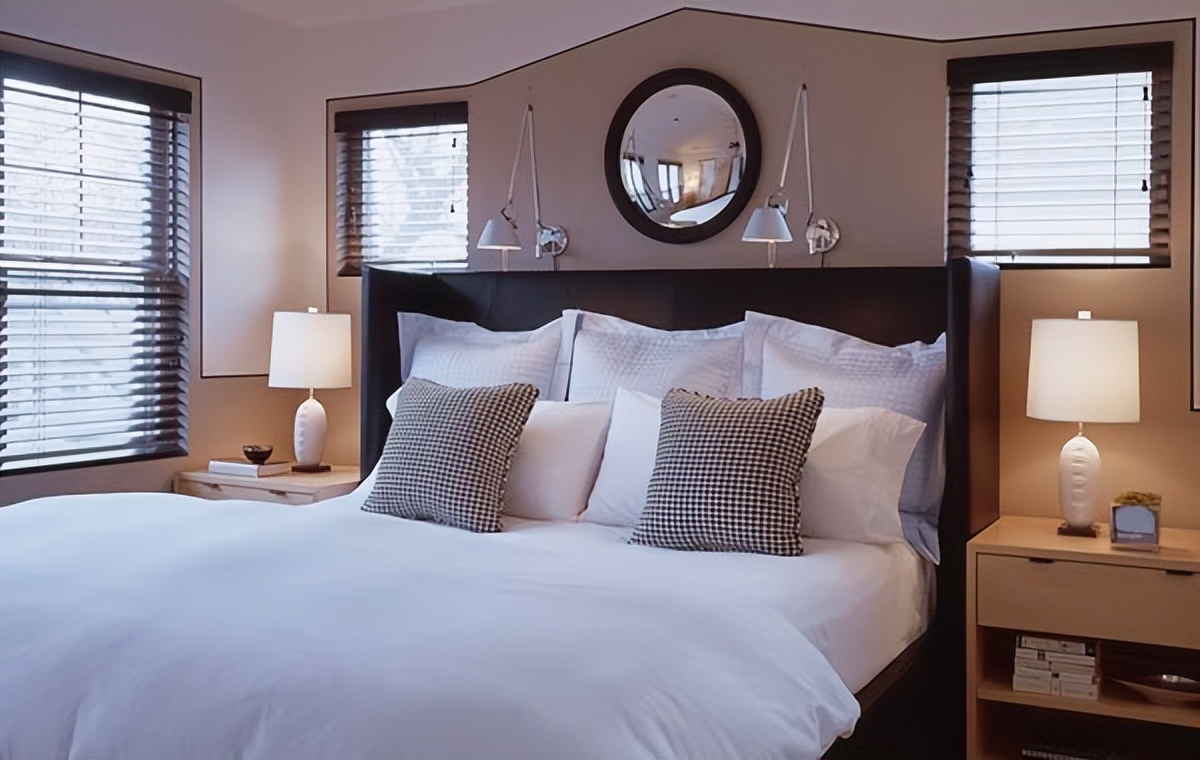 镜子对床运气差,镜子对床有什么说法科学解释