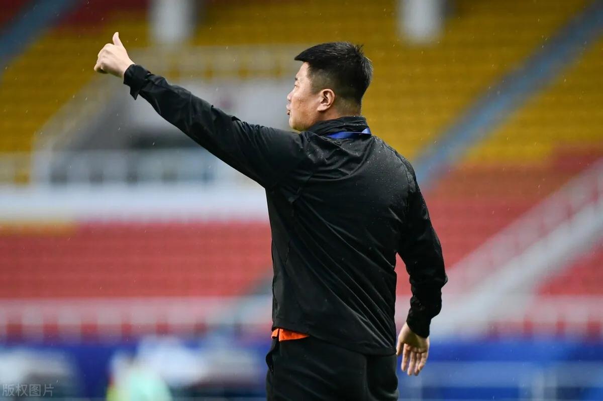 武汉李金羽保级成功,李金羽足球现状