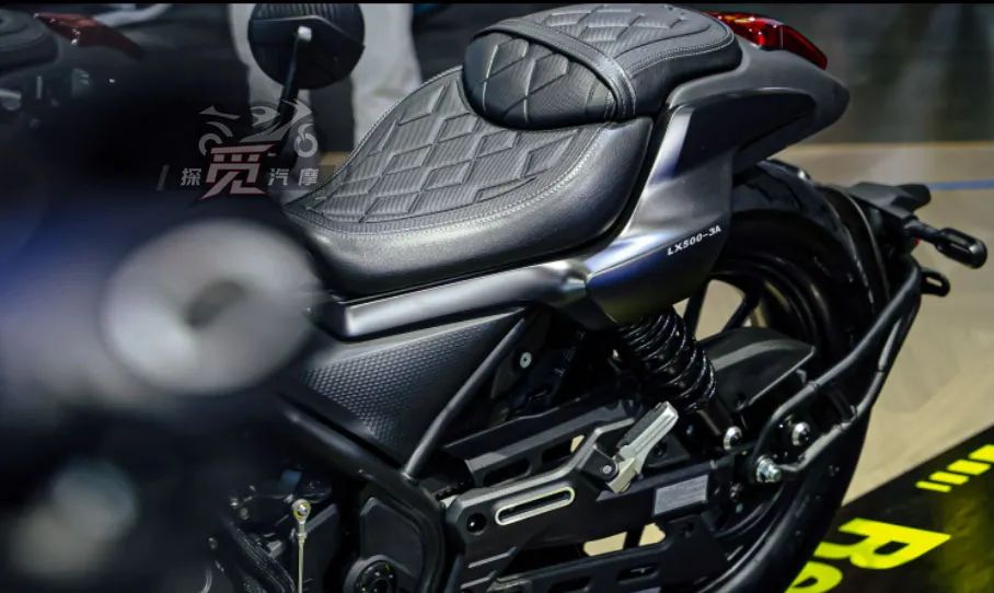 无极cu525车模型,无极cu525巡航