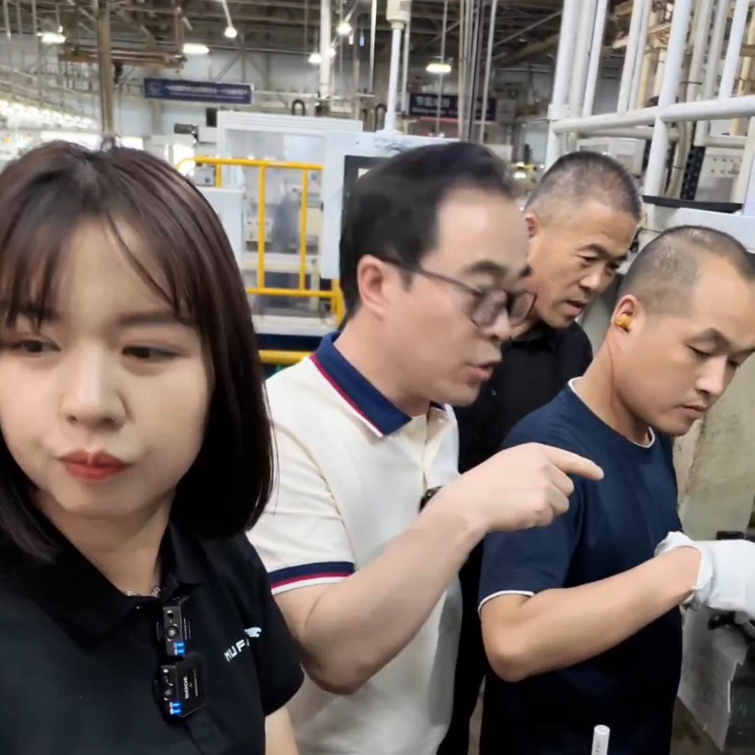 带大家一起体验主机厂的拼拼装装#刘团长