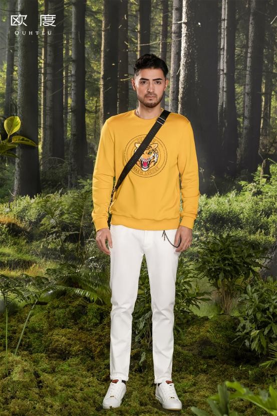 新年有没有没买新衣服的,过年你有新衣服吗