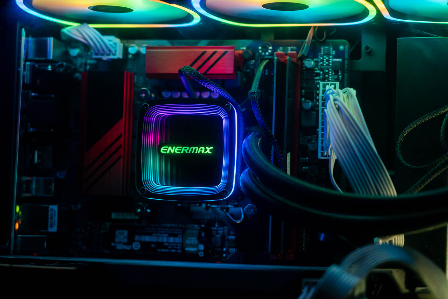 安耐美360水冷太吵,恩杰360水冷和安耐美