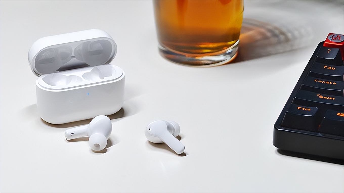 高端旗舰参数对比,旗舰跟入门版差多少钱