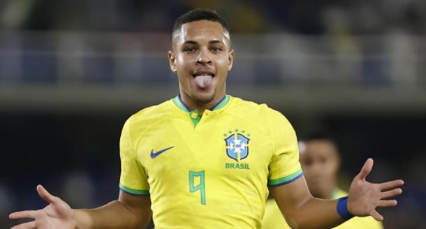 小罗纳尔多踢了多少届世界杯,巴西18岁新星