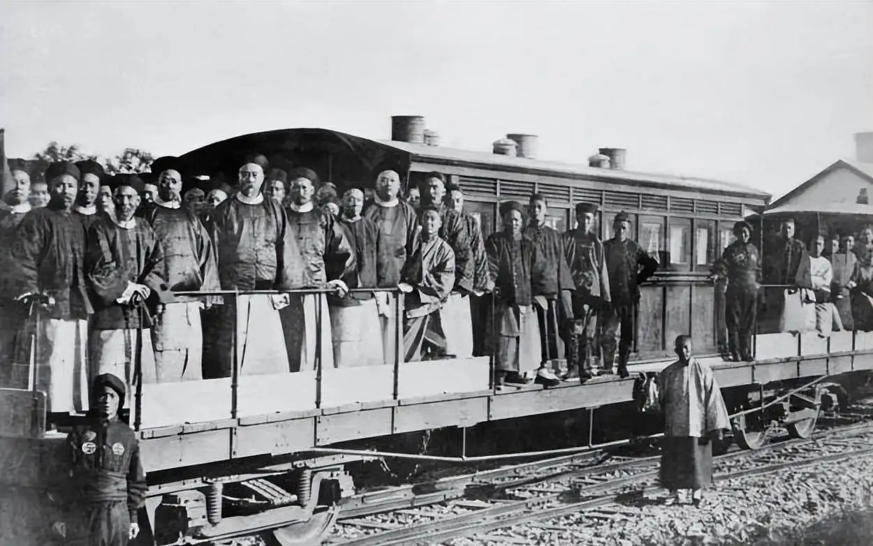 光绪帝临终前喊溥仪,光绪帝死前对溥仪说了两句话