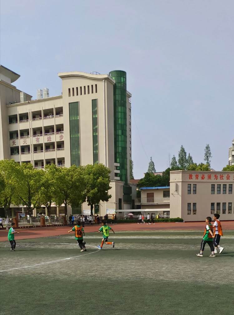 曾都区文峰学校足球联赛,曾都区白云湖小学足球赛