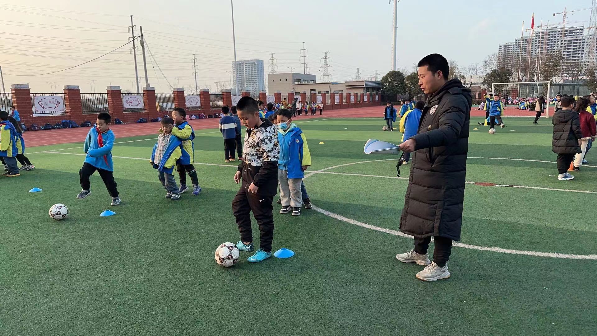 魅力社团展风采多元培养促发展,渭南市高新区教育文体局