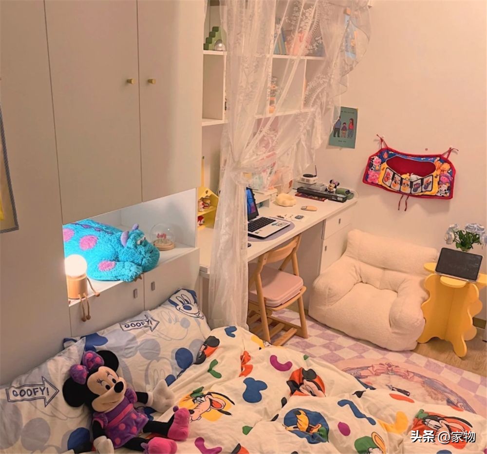 广东姑娘在北方布置房间,单身女生房间布置温馨小窝