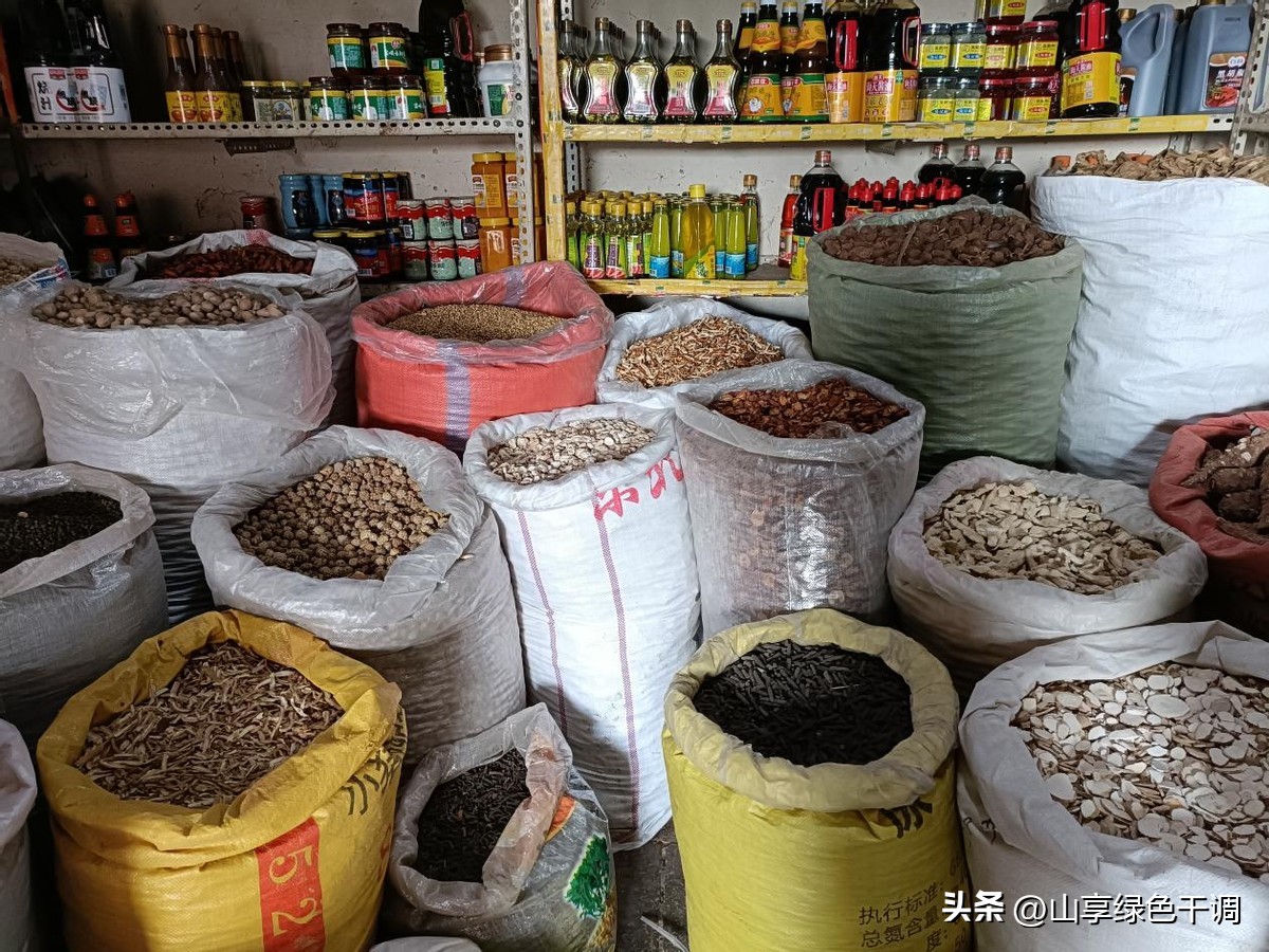 自助小火锅创业开店技巧,想创业做自助旋转小火锅