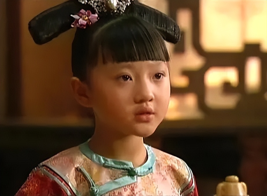 胧月大魔王解读,小时候胧月认甄嬛为额娘的时候