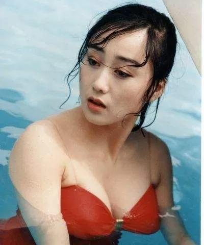 美人迟暮老了,利智年轻时的盛世容颜身材