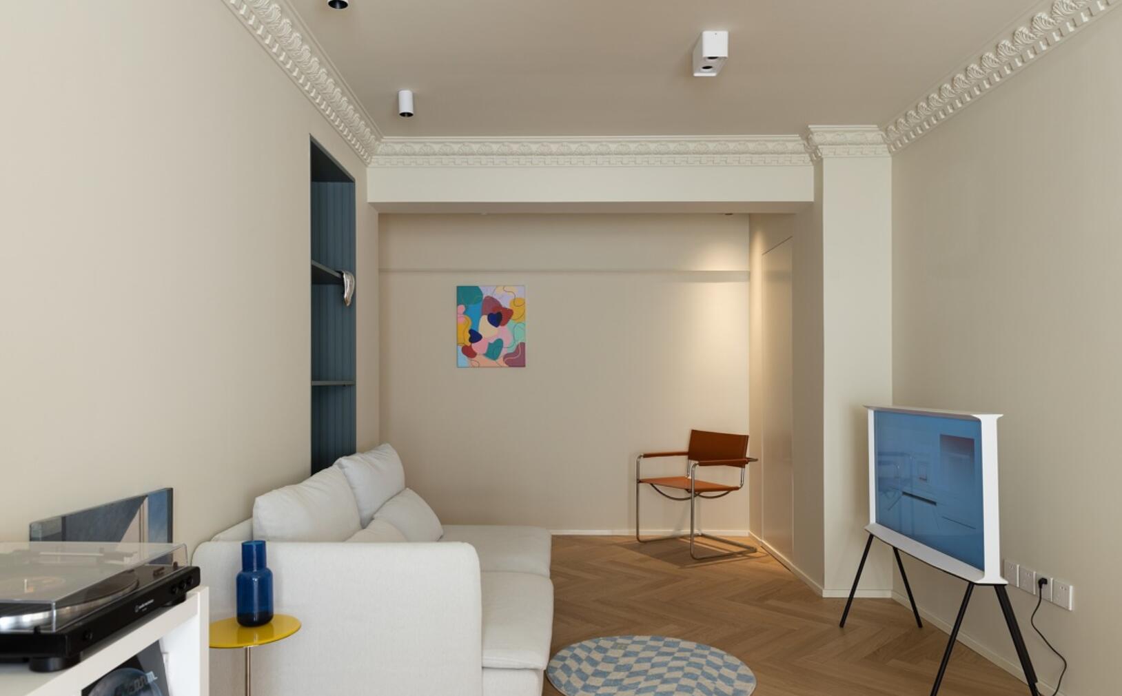 她买下别人不要的“跑道户型”,二次改造后,前屋主都羡慕坏了