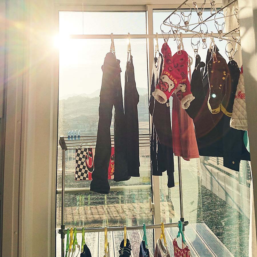 阳台外晾衣服防风家用妙招,阳台晾衣服最好方法