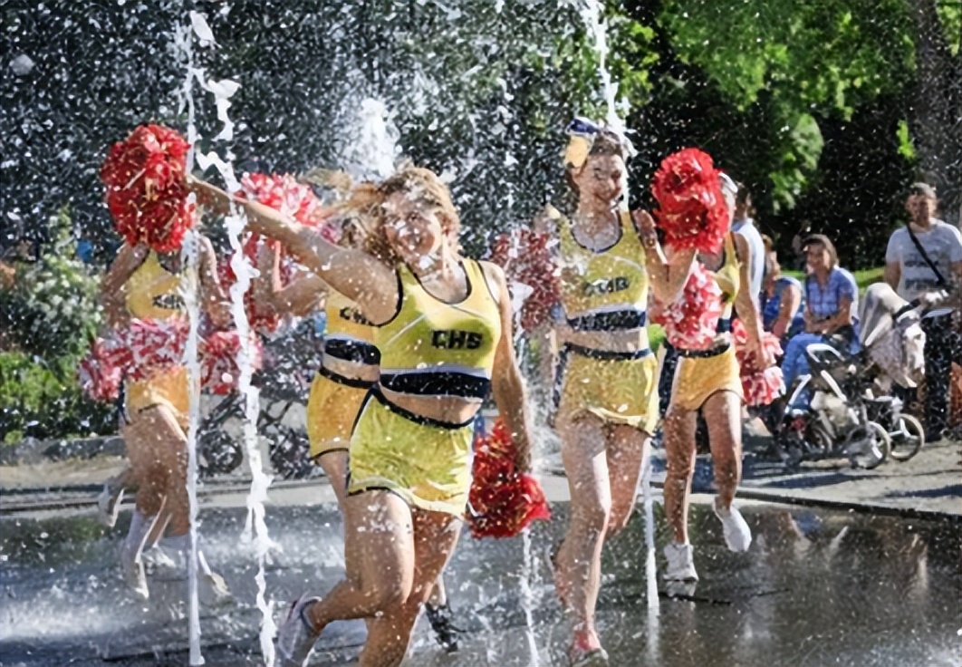 世界杯最牛的啦啦队,最多人的世界杯啦啦队