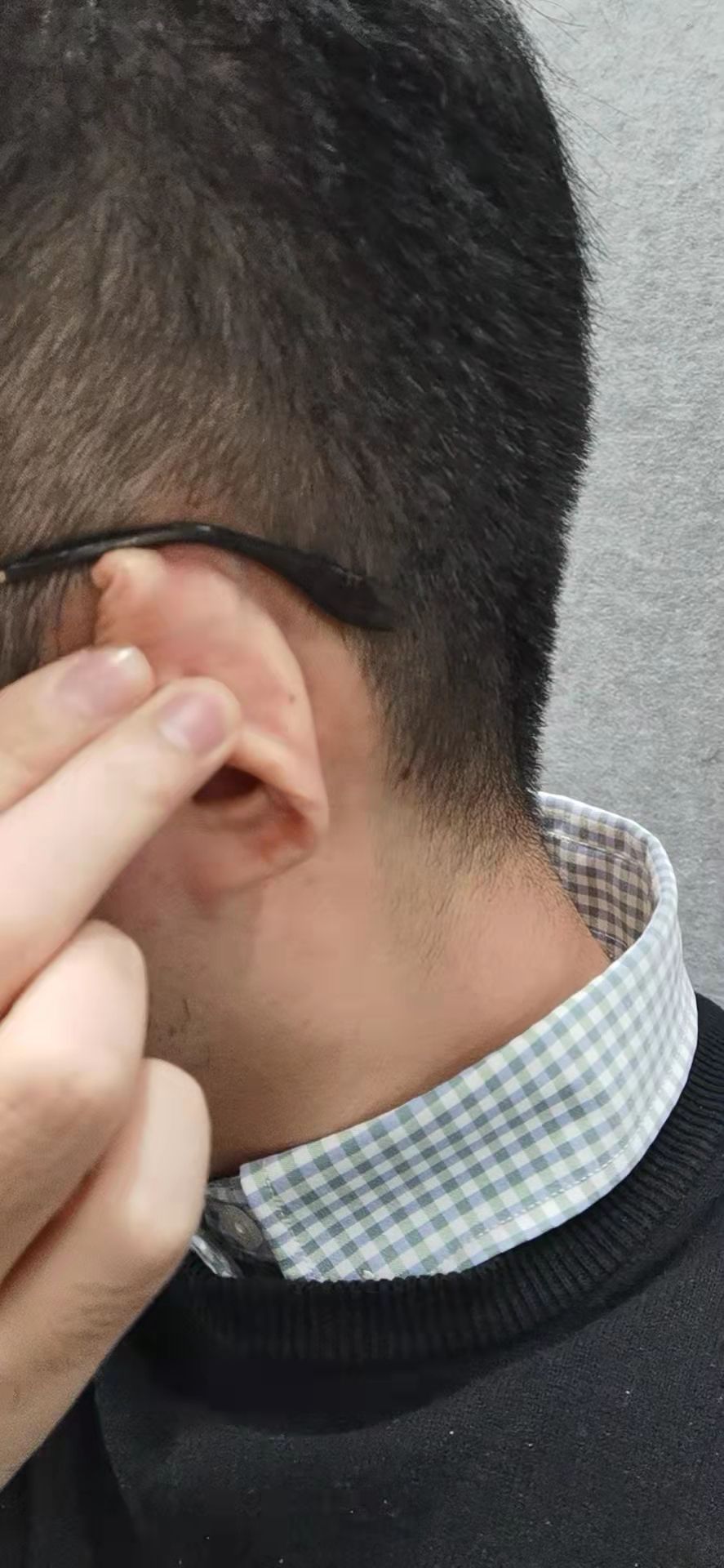 眼镜变形下滑如何解决,眼镜歪了变形了怎么办