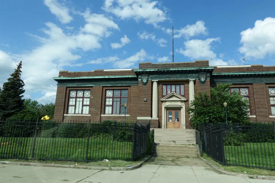 底特律是真实存在的城市吗,底特律以前有多繁华