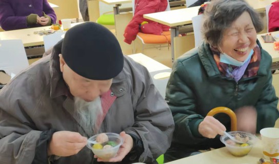 庆冬奥闹元宵视频,民俗活动闹元宵开心迎冬奥