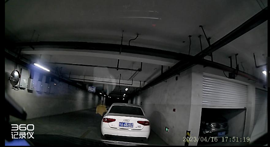 行车记录仪3k超清画质,3k高清360前后双录行车记录仪