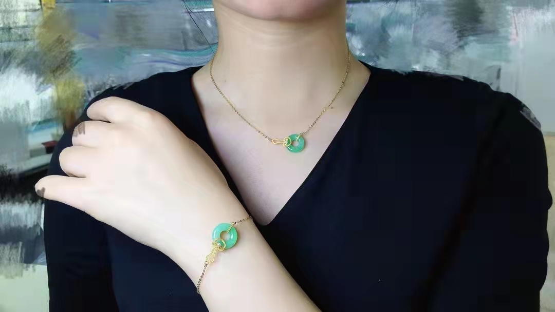 戴便宜的手链对身体有害吗,戴便宜的手链丢人吗