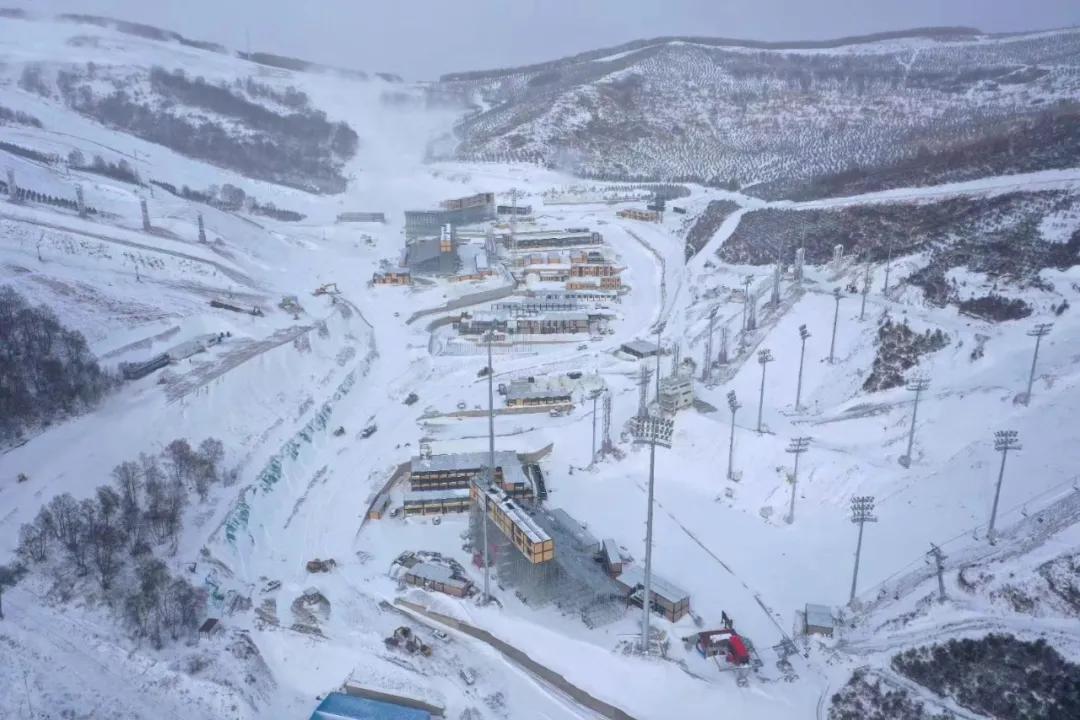 北京冬奥会会标的设计意图,北京冬奥会的场馆设计思路