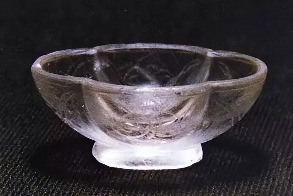 无瑕胜玉美至洁过冰清的意思,无瑕胜玉美