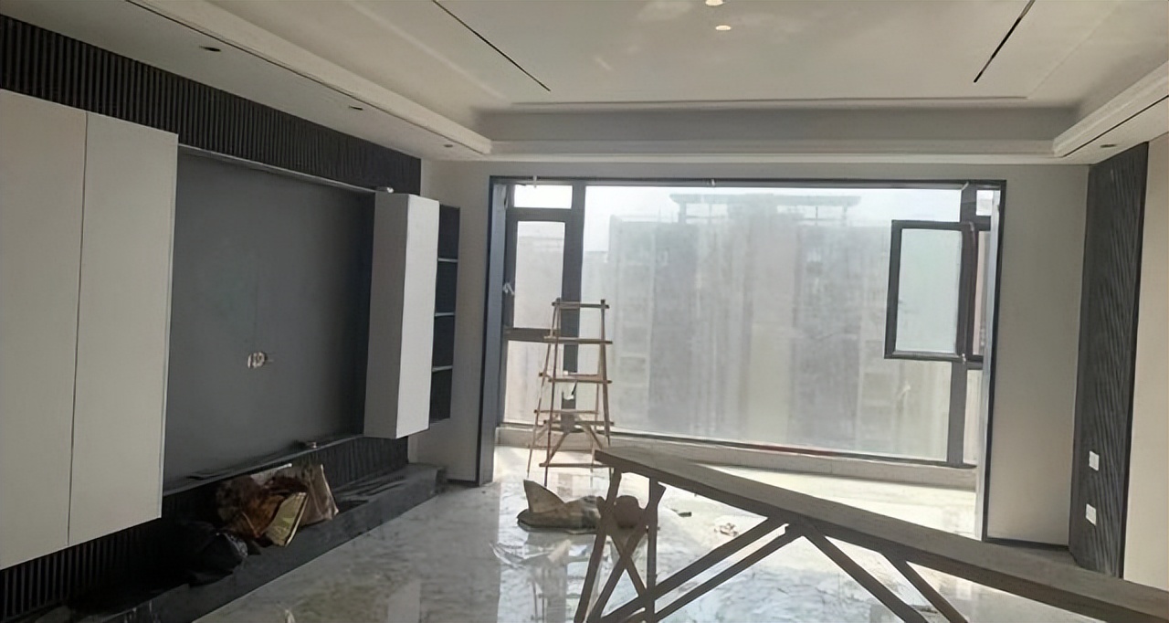 曾风靡一时的“落地窗”，如今为何遭冷遇？原因一目了然