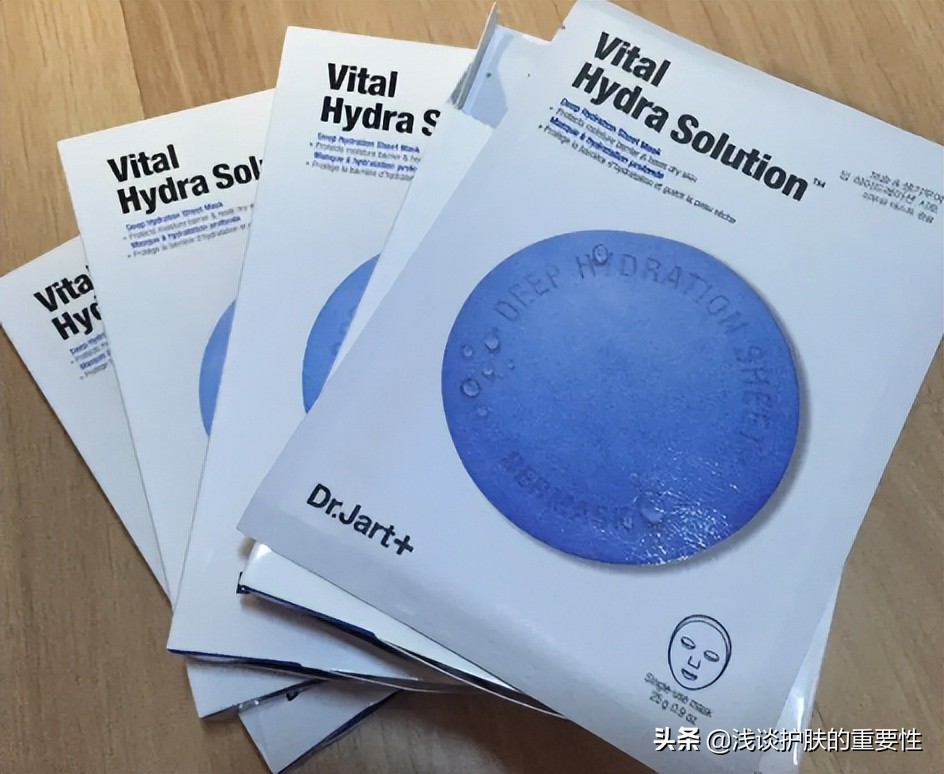 毛孔粗大爱出油适合什么护肤品,t区出油毛孔粗大用什么护肤品