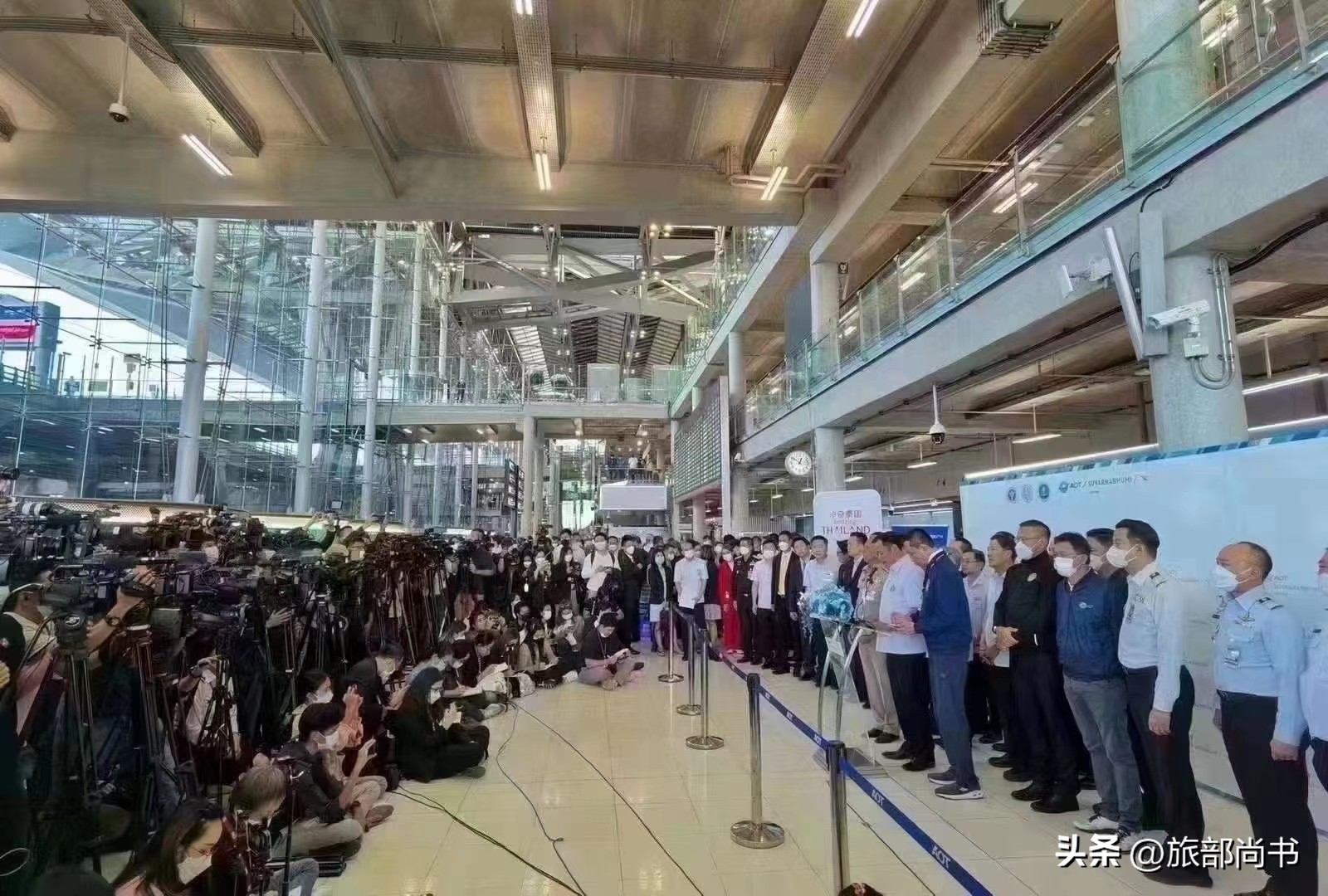 我们现在为什么不包办婚姻,我们现在为什么不韬光养晦呢