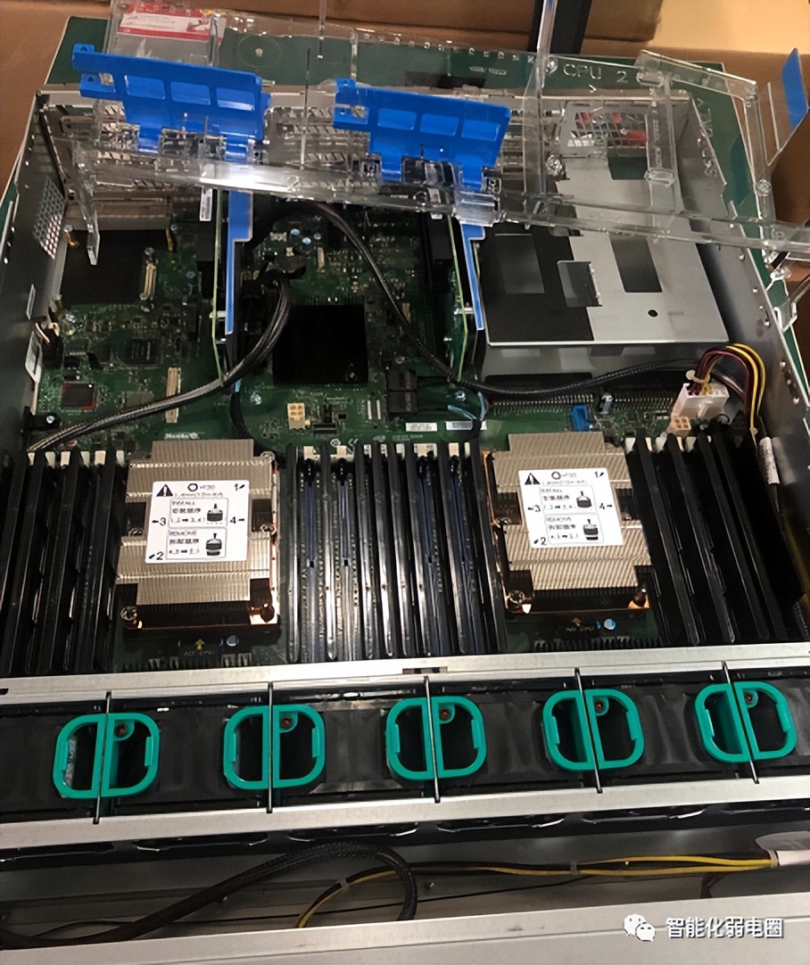 服务器的主要构成部件图片,服务器由哪些组件组成