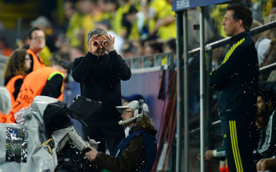 穆里尼奥丢冠后怒喷裁判后续,穆里尼奥炮轰