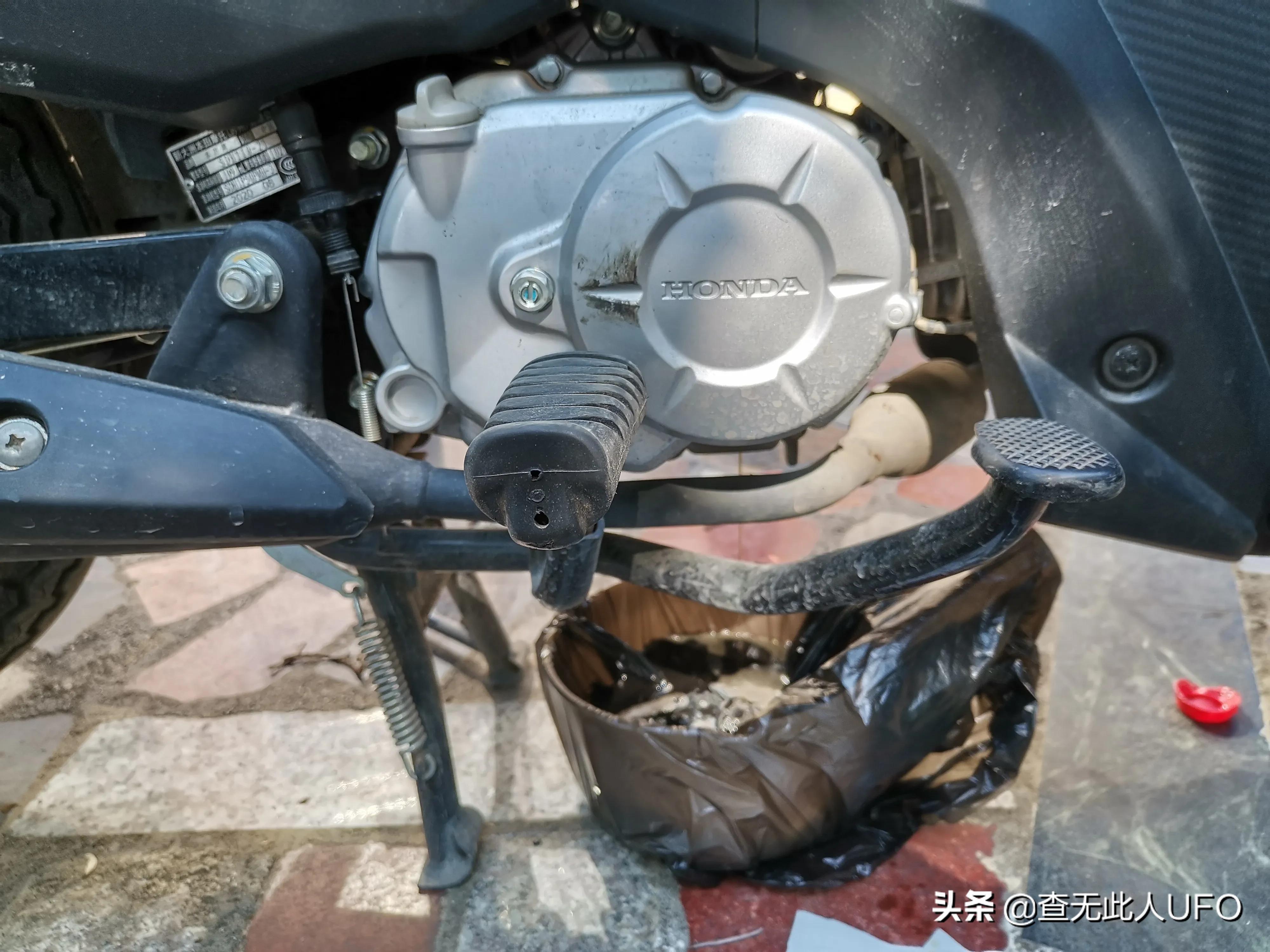 摩托车机油的属性怎么看,摩托车机油的种类