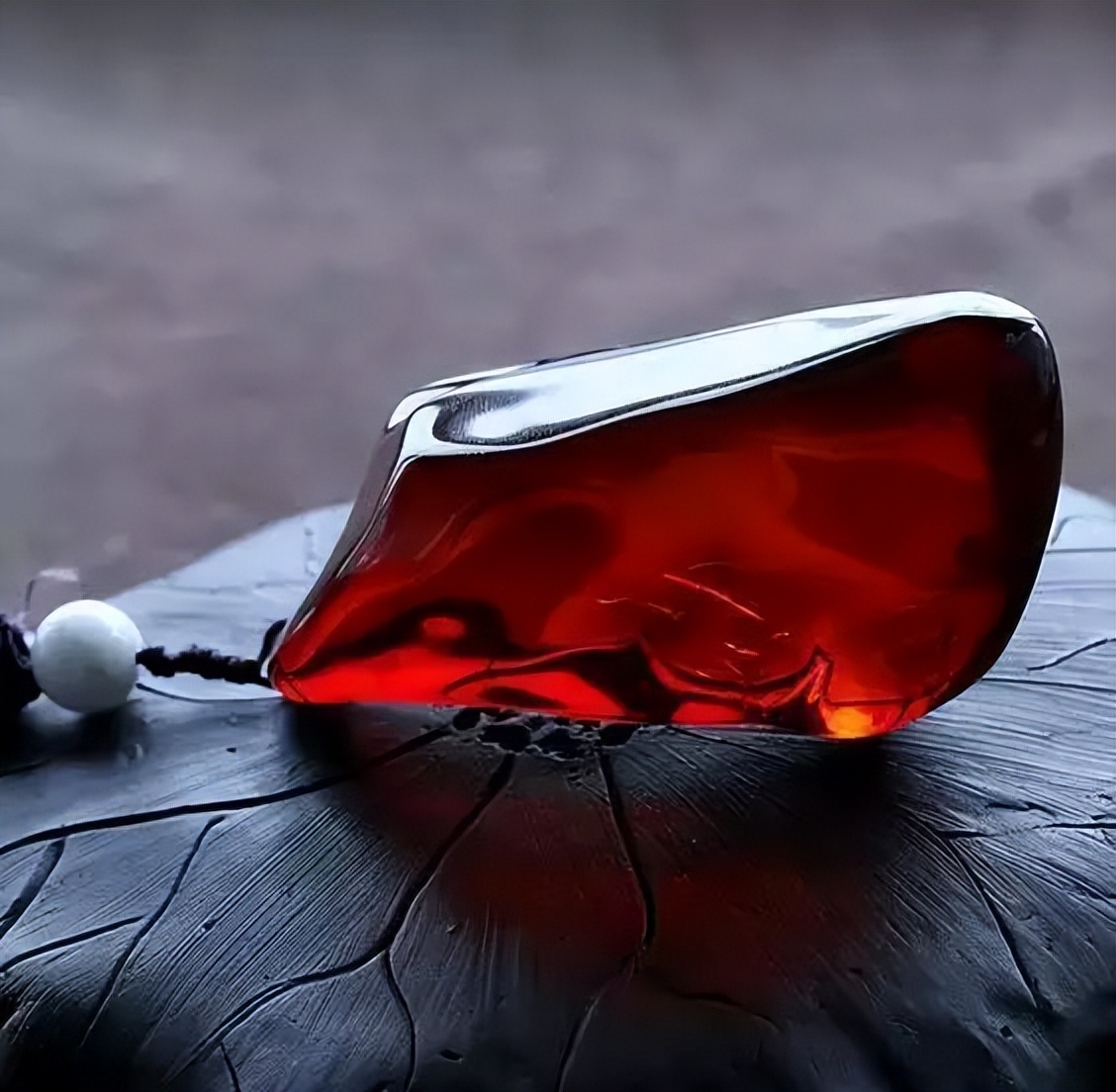 琥珀的相关知识有哪些,琥珀玛瑙知识