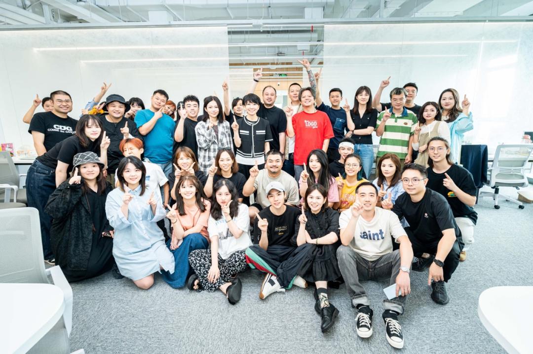 从《露营》、《民谣》到《夏花》，鱼子酱传媒科技勇攀新山头