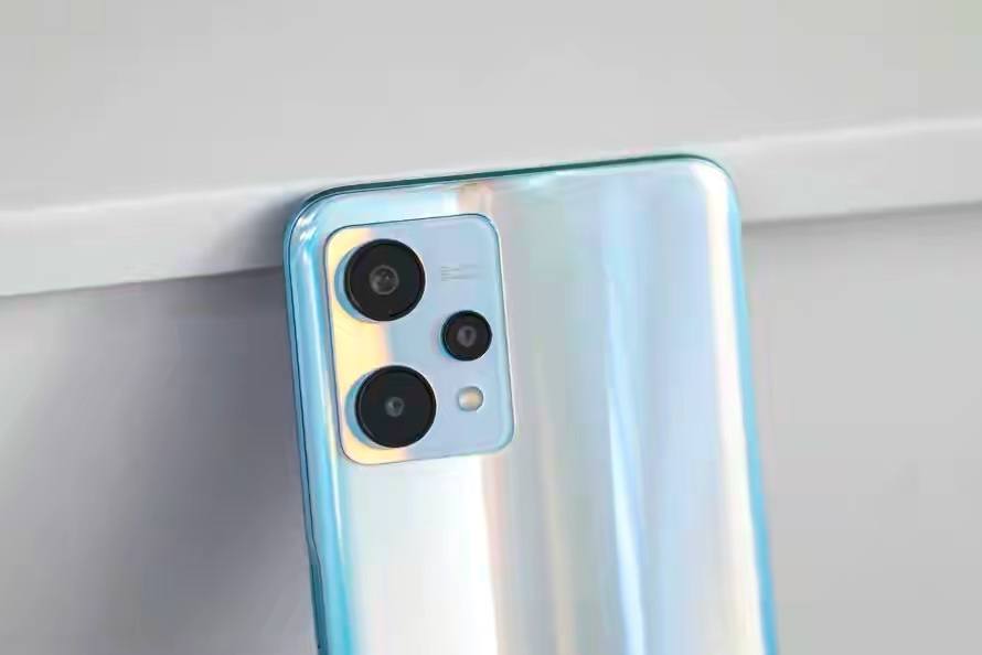 realme真我v15优点缺点,realme真我v50多少钱