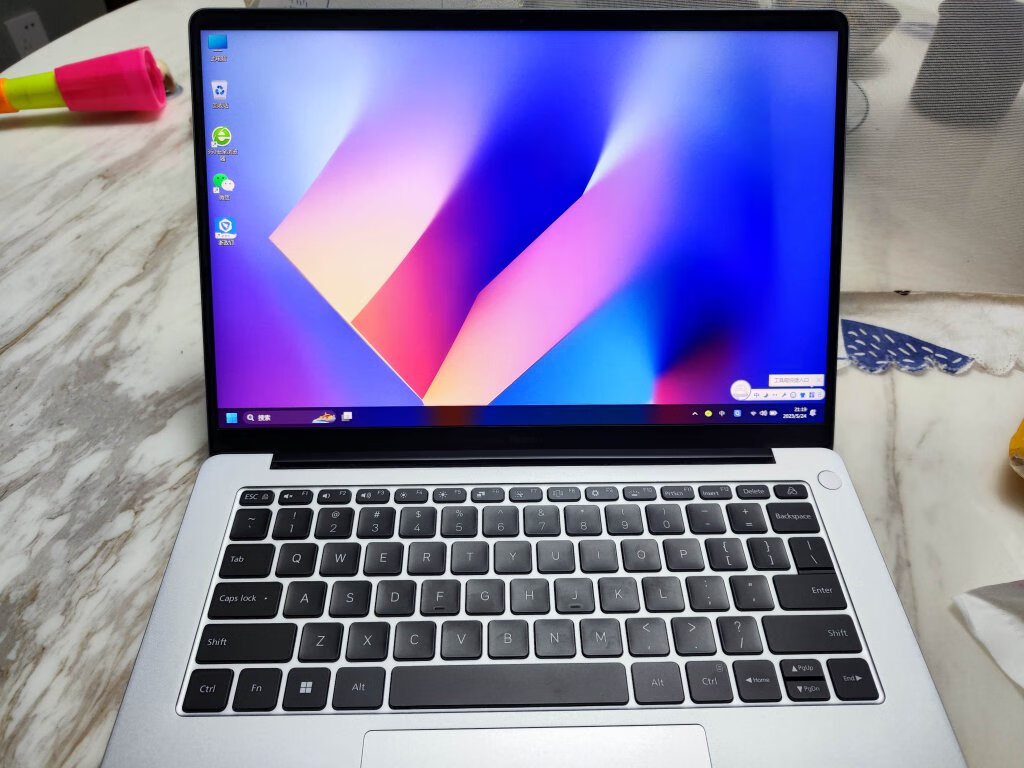 苹果笔记本电脑适合高中生吗,毕业买苹果笔记本合适吗