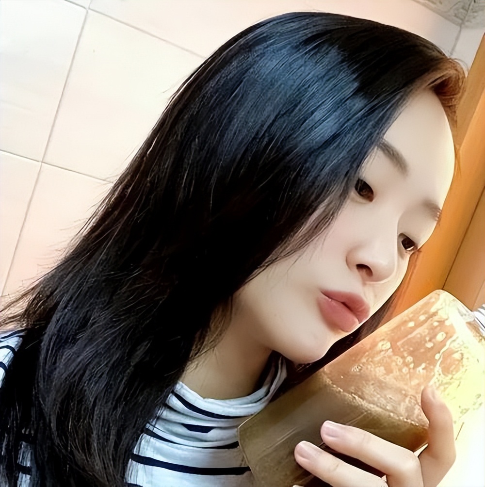 洗完头头发干燥怎么办,洗完头如何让头发蓬松又好看