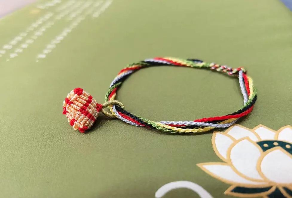 童心“粽”动员！低至1折、精品99团200......来临潼奥莱玩转双节