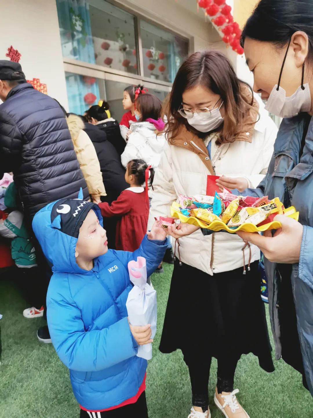 “福娃闹新春,虎年乐淘淘”——未来时光芝澜明仕幼儿园元旦活动