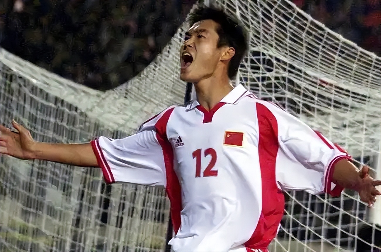 齐鲁雄师：盘点山东足球历史最佳11人，身材高大，头球优势明显