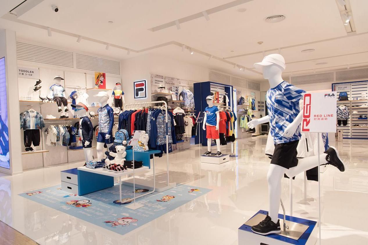 安踏真的超越阿迪了吗,安踏甩开对手