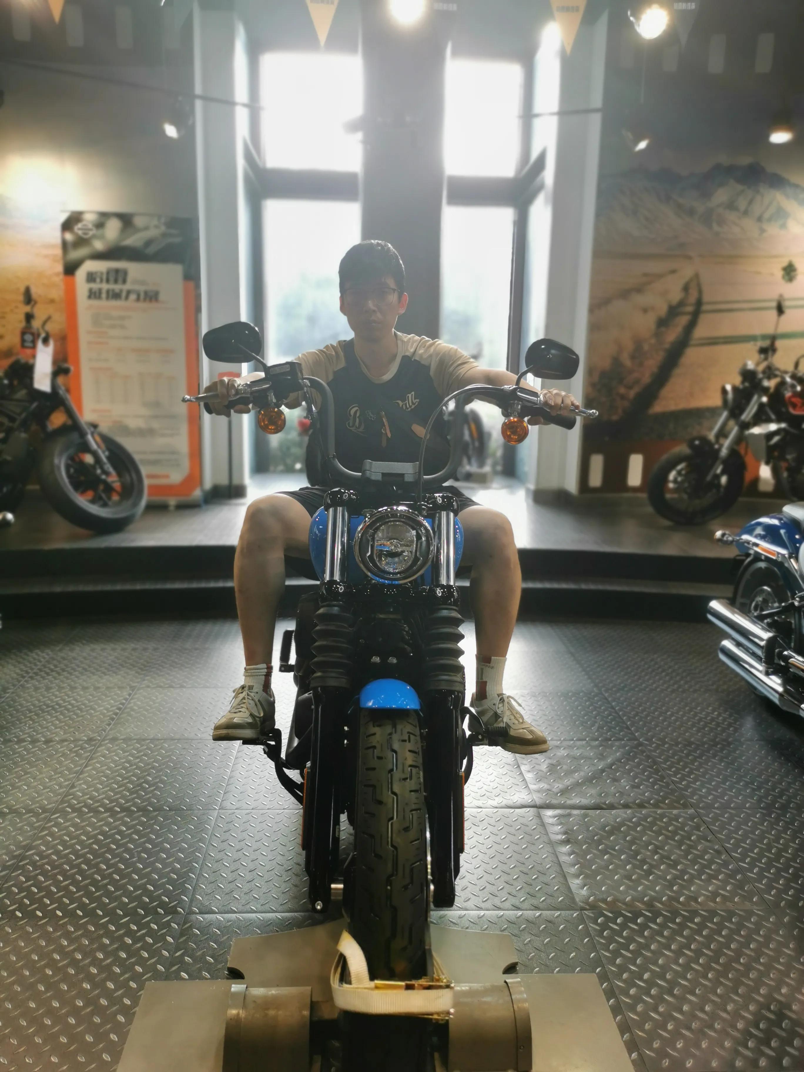 哈雷街霸长途体验感,哈雷街霸深度评测