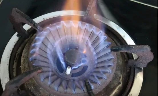 锅不管怎么洗都脏,锅不要了怎么处理扔掉