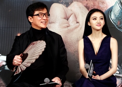 背景成谜景甜：坐拥3.5亿豪宅，拒绝张继科被金主强捧十年不红