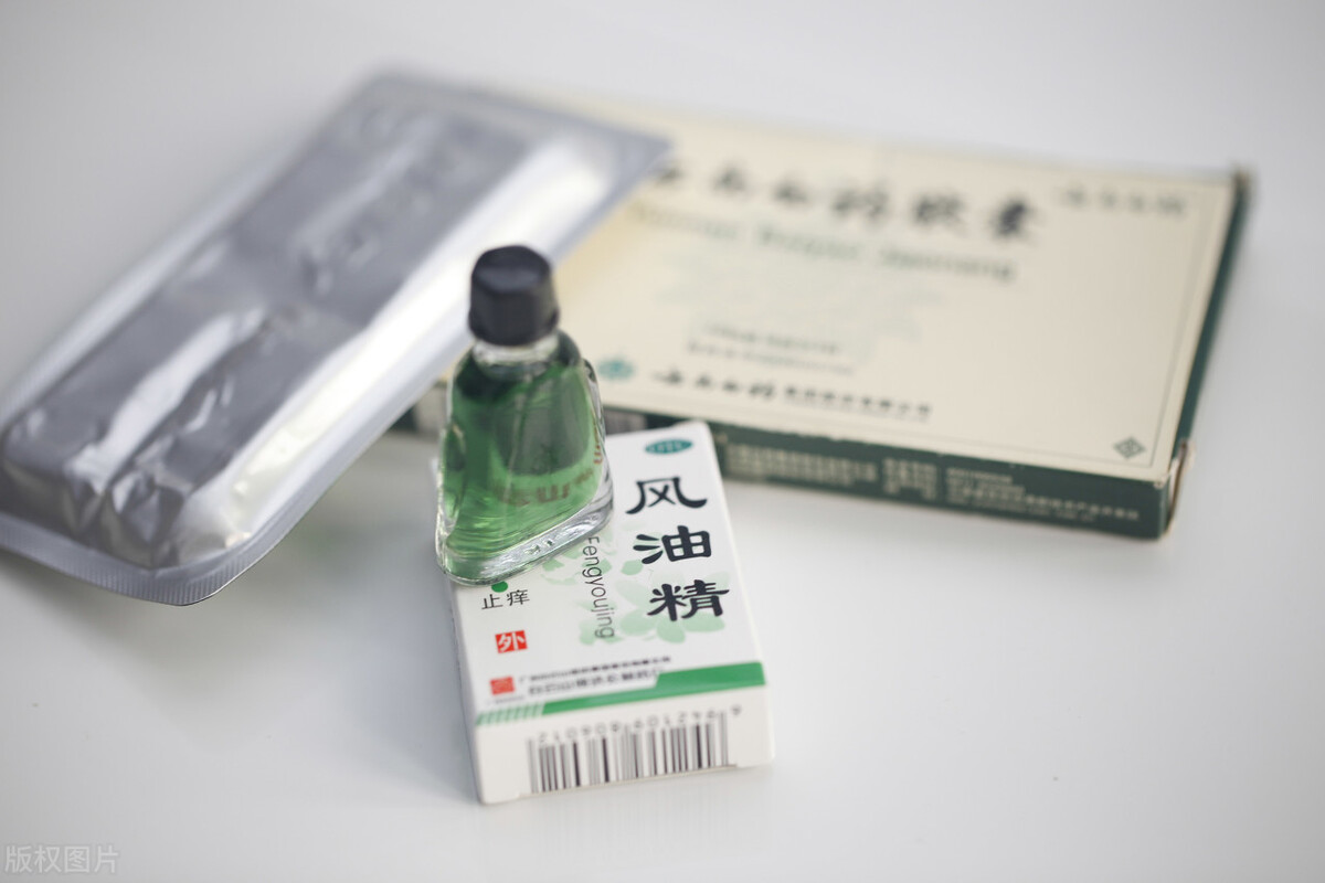 小苏打加洗衣粉洗衣服的正确方法,怎么快速去除衣服上的洗衣粉痕迹