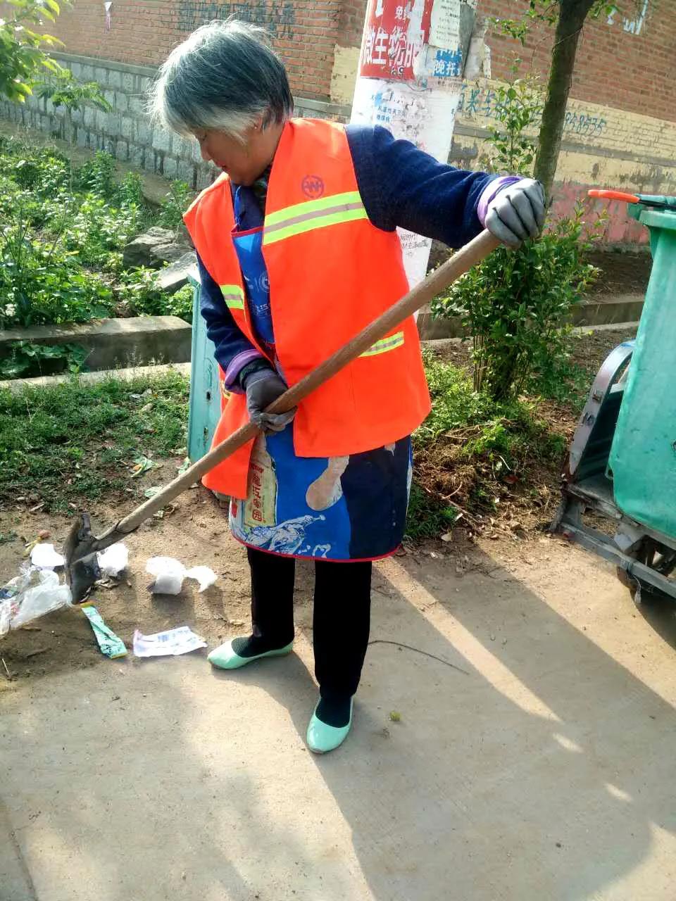 村镇政府向农民收取卫生费合法吗,农村让农民交卫生费合理吗