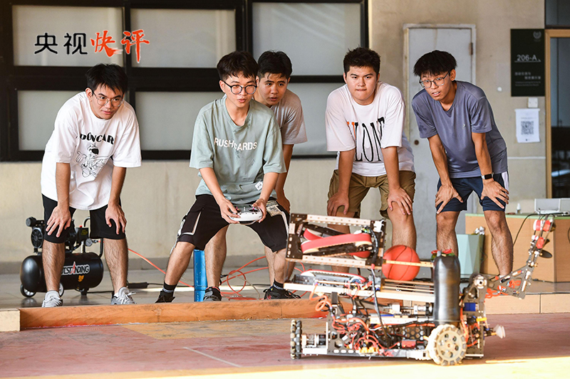 关于建设全国教育强国的意见,人民日报加快建设教育强国