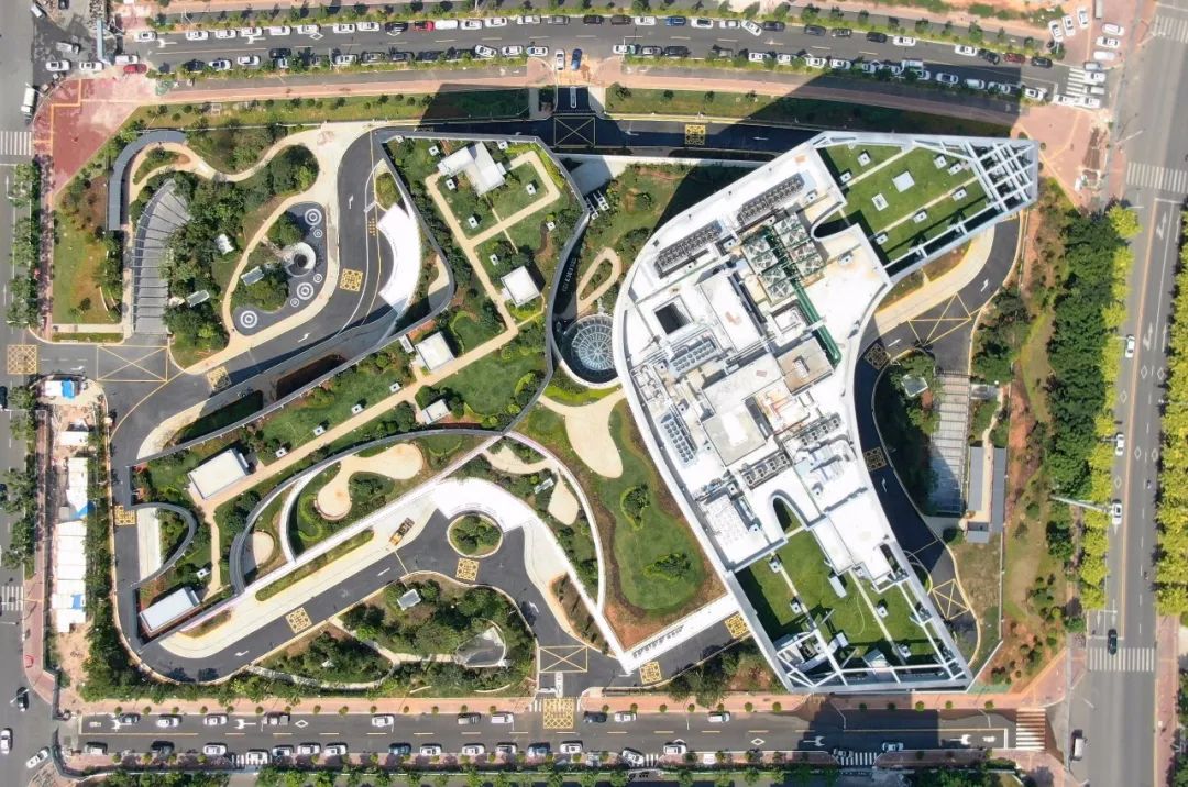 花园式医院设计效果图,医院空间设计简洁温馨