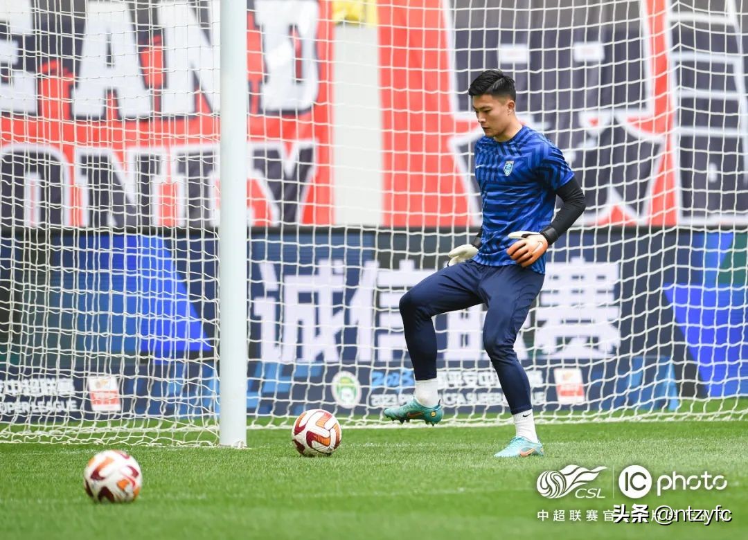 见招拆招以战养战,比武见招拆招